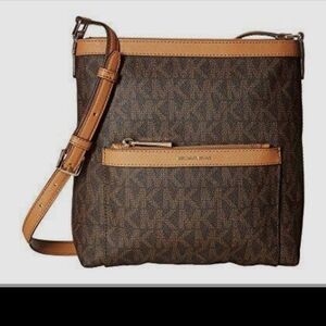 MICHAEL Michael Kors Morgan Messenger Bag in a Signature Brown Adjustable Straps